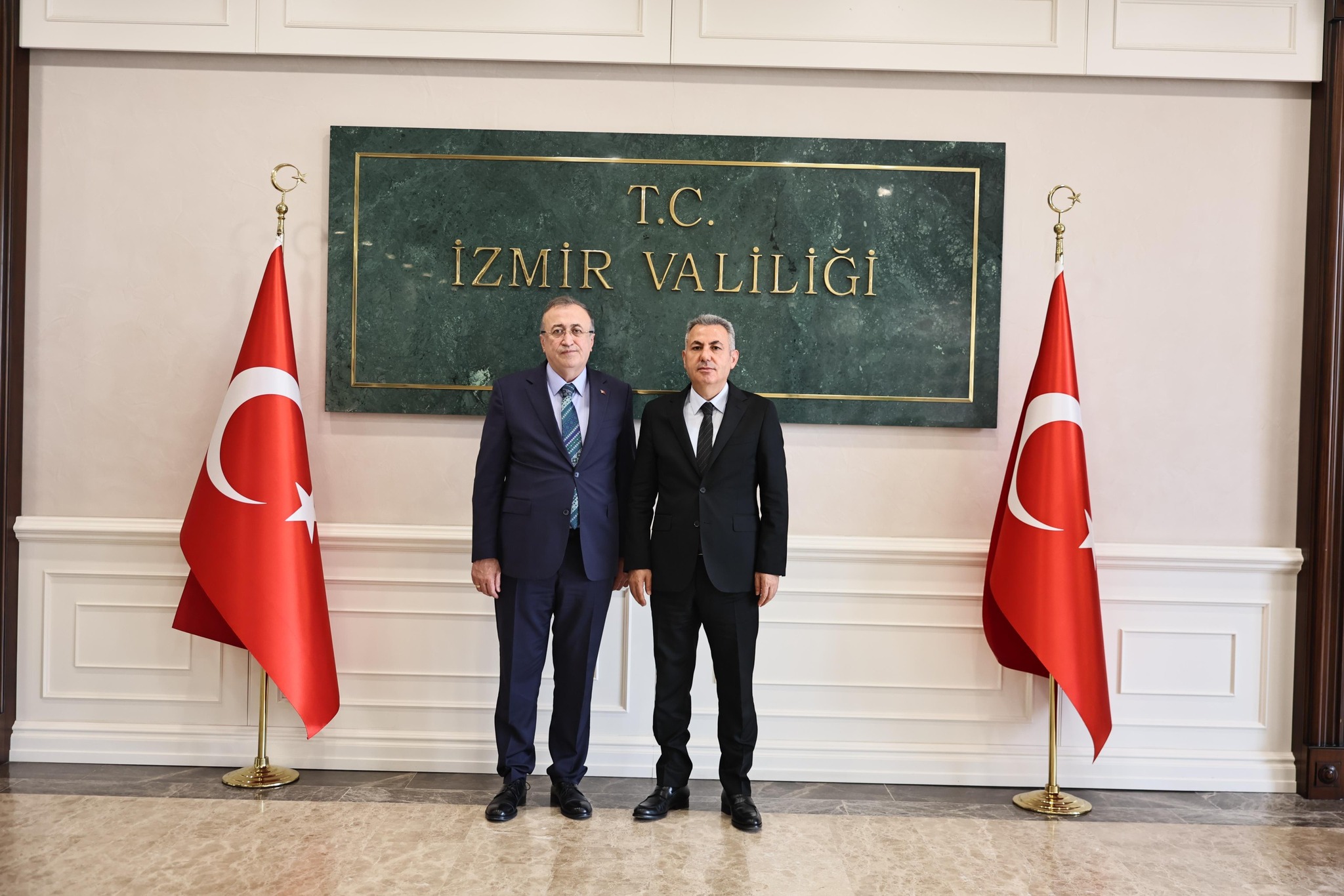 İzmir Valisi Sayın Süleyman Elban'ı ziyaret...